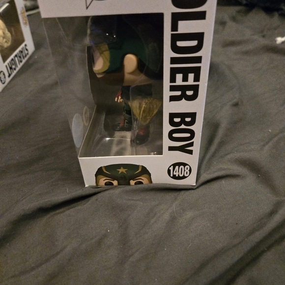 Funko Pop! The Boys Soldier Boy Figure - Green and Red - Picture 6 of 8